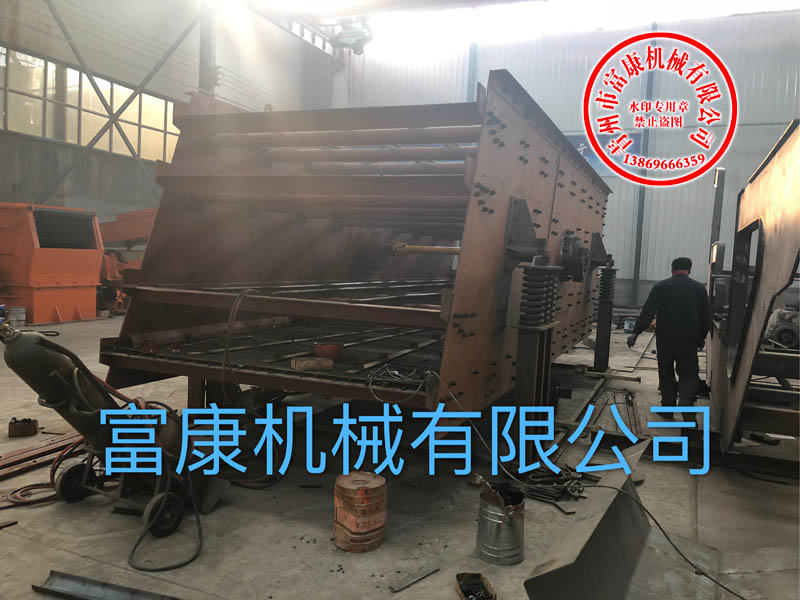 移動破碎站生產廠家 移動破碎站生產廠家