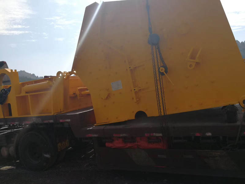 車載移動破碎站 車載移動破碎站